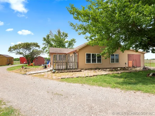 5608 E 3rd Rd, Wann, OK 74083