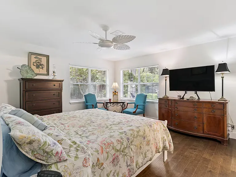 257 Tennessee Ave — Photo 11