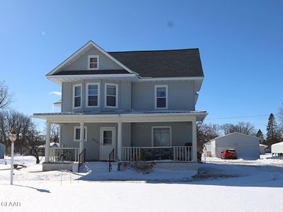 618 Booth Ave, Larimore, ND, 58251