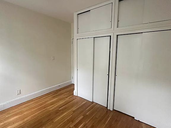 2nd image of 117 Christopher St #13