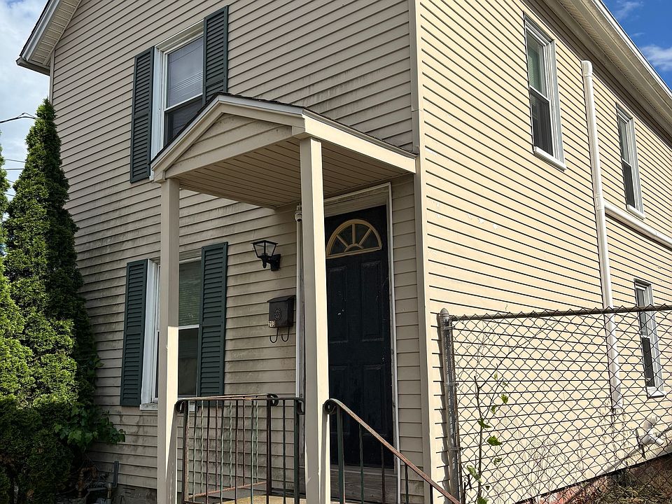 2nd image of 213 Park Street