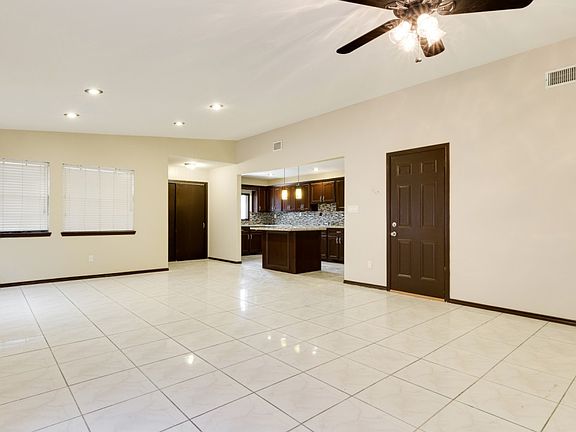 5th image of 2009 Mynah Ave