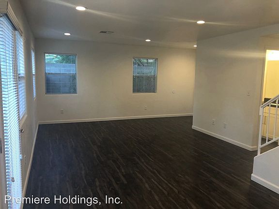 3rd image of 9369 Red Rose Ave