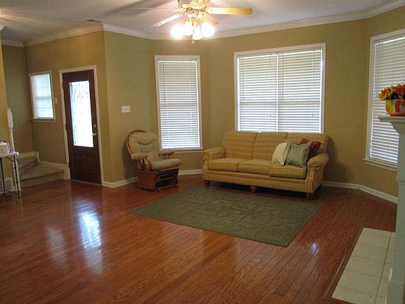 3rd image of 135 Country Forest Dr