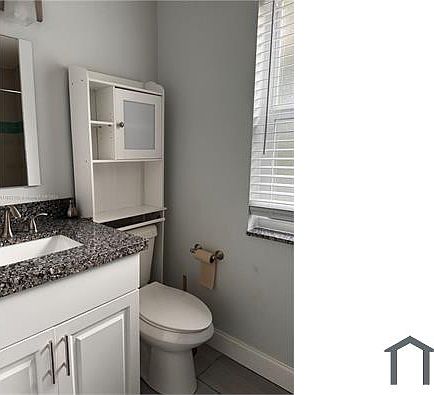 4th image of 10717 La Placida Dr #1-2