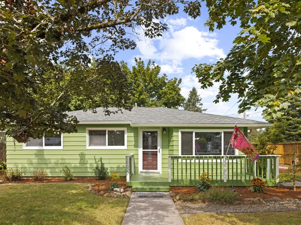 19027 NE Couch Ln, Portland, OR 97230
