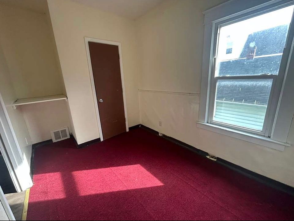 1st image of 551 19th St Floor 2