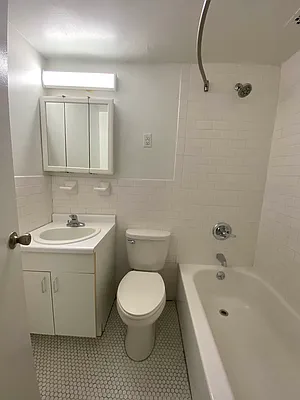 Rented by Voro NYC | media 39