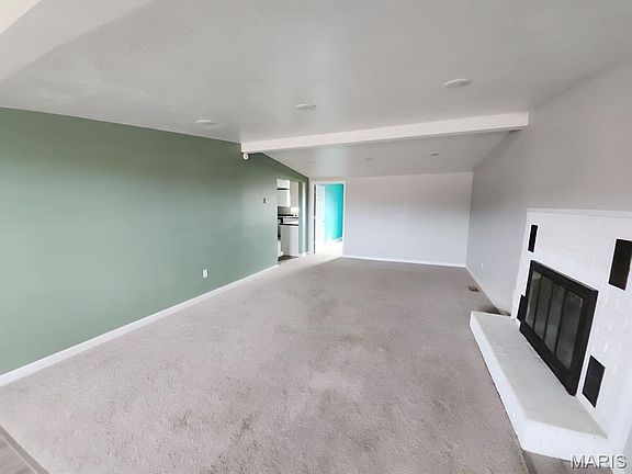 5th image of 25492 Pennington Dr