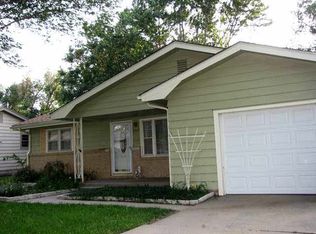 2017 Cron St, Augusta, KS 67010