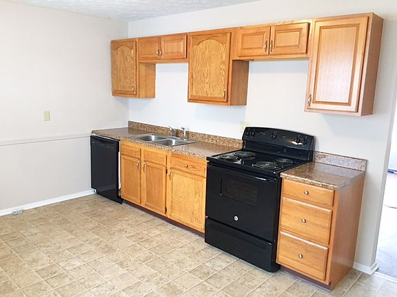 2nd image of 8313 E 35th Pl