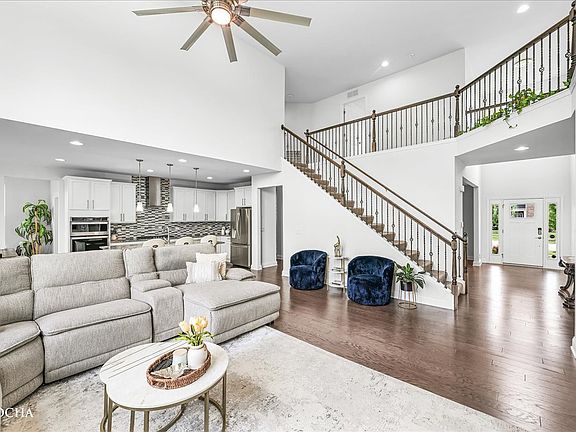 3rd image of 4327 Conifer Rd