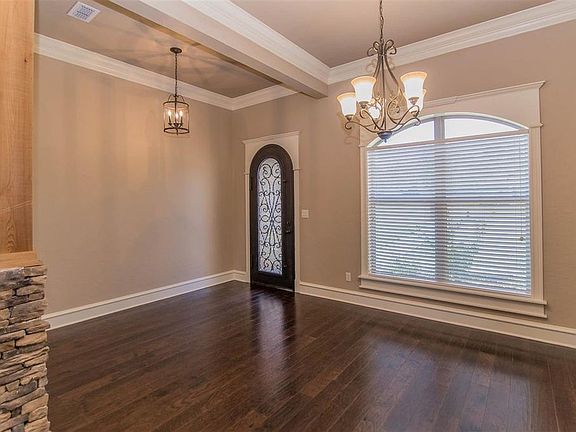 2nd image of 195 Highland Blvd