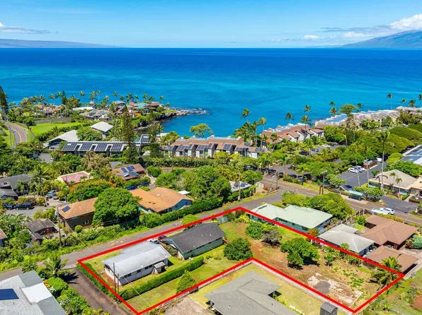 17 Hui F Rd, Lahaina, HI 96761