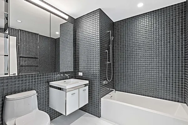 Rented by Nest Seekers International | media 88