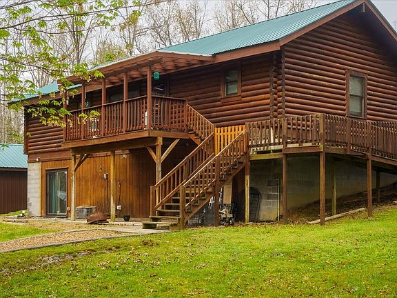 3rd image of 857 Wallace Way