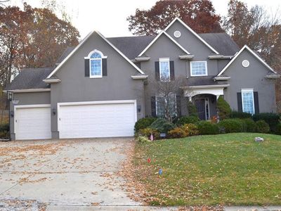 3125 S Redtail Dr, Blue Springs, MO, 64015
