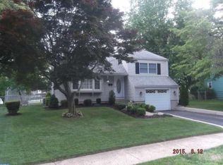 16 Miry Brook Rd, Hamilton, NJ 08690
