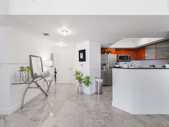 4th image of 16699 Collins Ave APT 1801