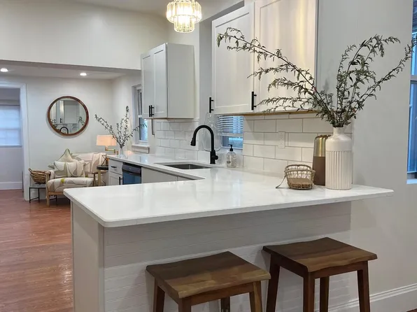 6041 Walnut St, Philadelphia, PA 19139