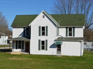 48 Mound St, Chauncey, OH 45719