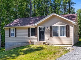 615 Clover Hill Dr, Ruther Glen, VA 22546