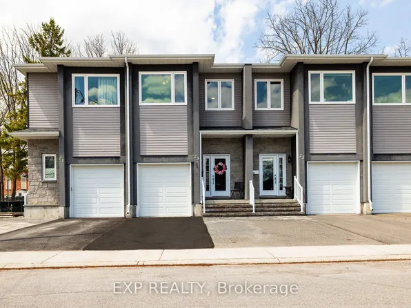 23 George St W, Carleton Place, ON K7C 2A2