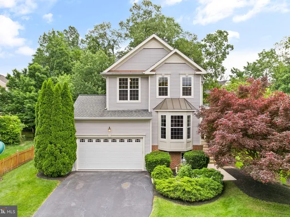 26172 Rachel Hill Dr, Chantilly, VA 20152