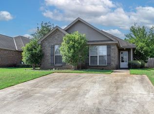 708 Buena Vista Loop, Prattville, AL 36067