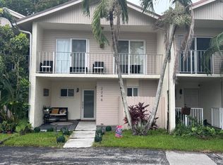 2246 Nova Village Dr, Davie, FL 33317