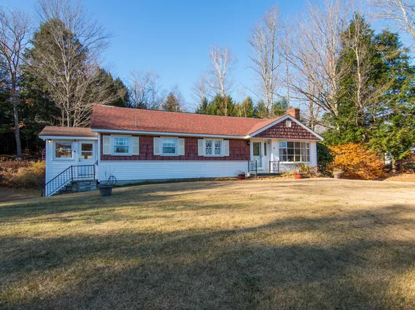 118 Franklin Road, Jay, ME 04239