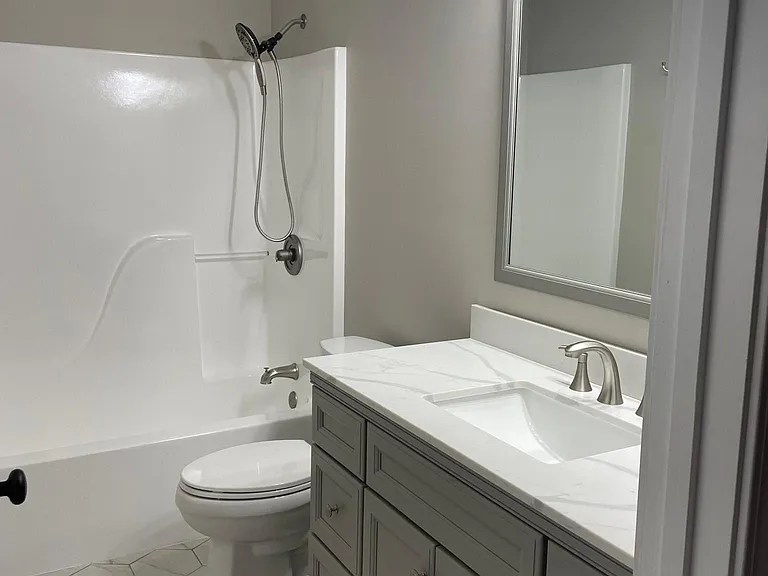 2nd Full Bath with Tile Floor