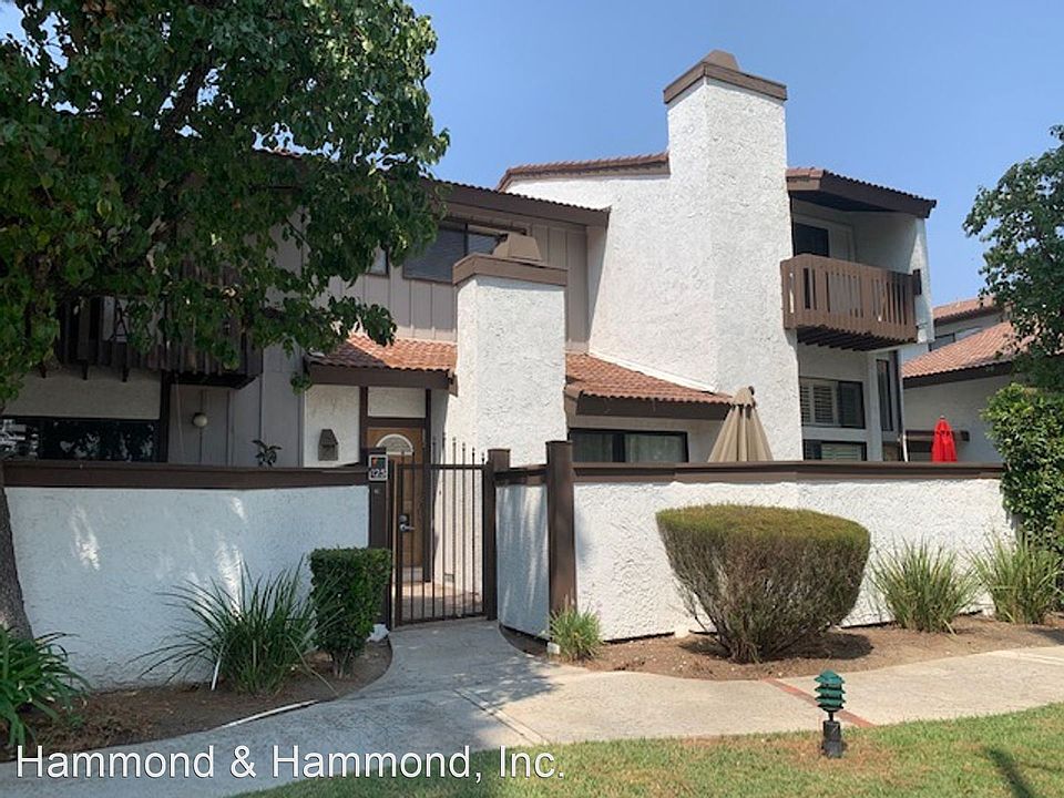 1st image of 21535 Erwin St Unit 125