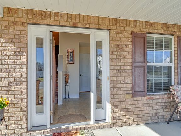 4th image of 222 Gumtree Dr