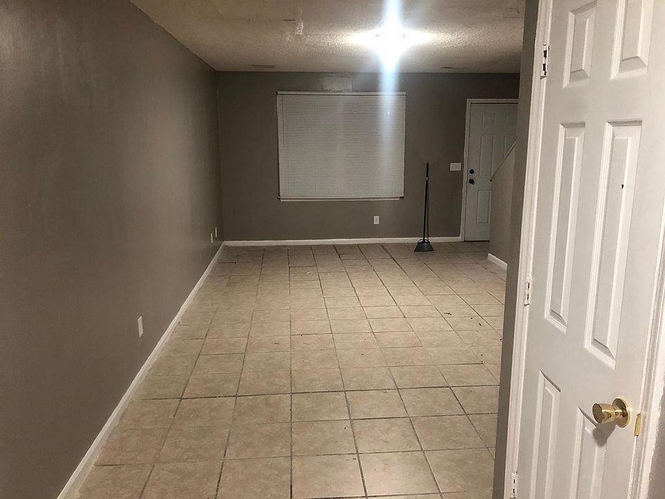 1st image of 107 Shiloh Dr APT 4