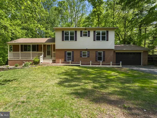 6311 Deerbrooke Ct, Chesapeake Beach, MD 20732