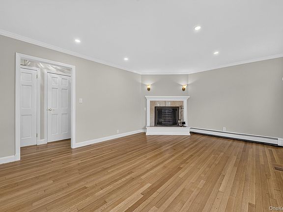 4th image of 37 Harding Avenue