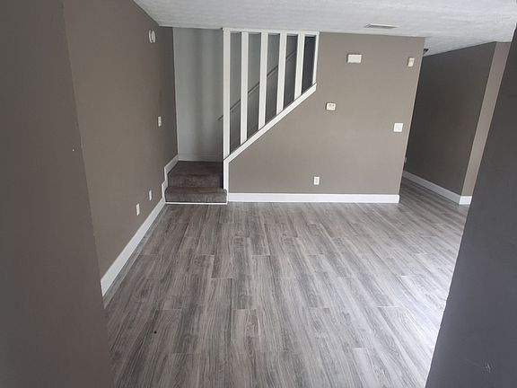2nd image of 2146 Country Walk Way SE APT B