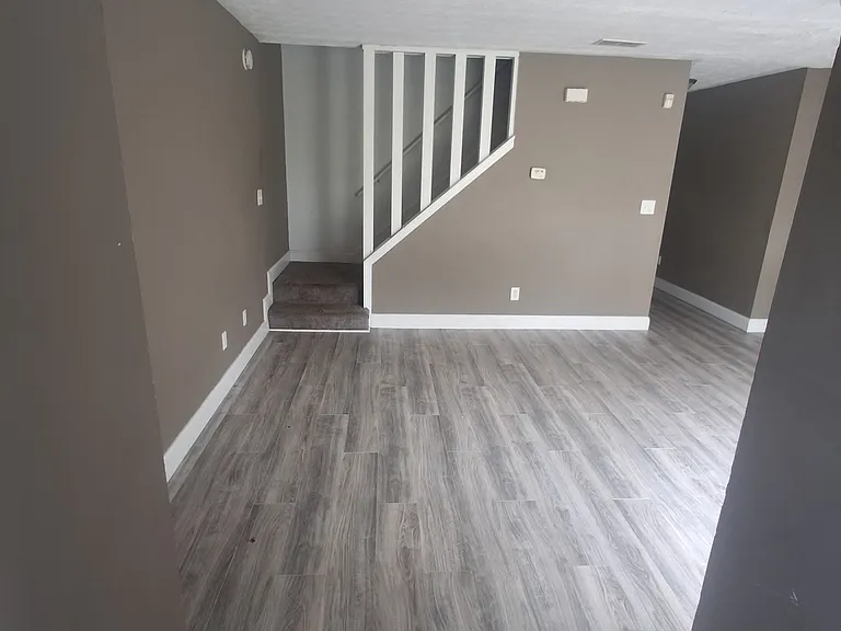 2146 Country Walk Way SE #B — Photo 2