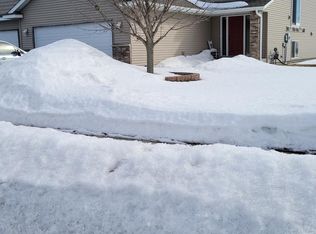 954 Breckenridge Ln, Montrose, MN 55363