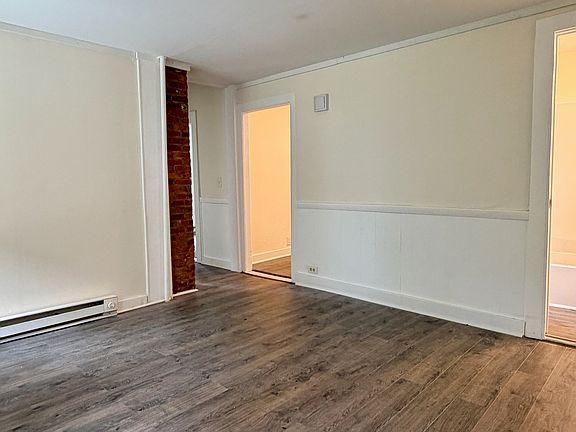 4th image of 36 Reynolds Street