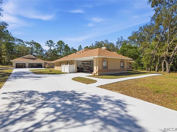 5th image of 1810 W Pine Ridge Blvd