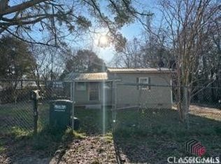 43 Ash St, Commerce, GA 30529