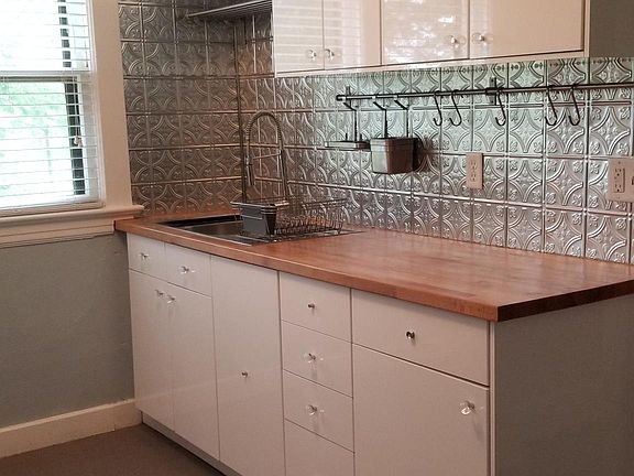 5th image of 743 Fountain St NE #1
