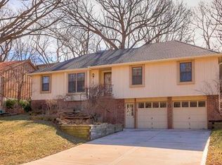 13711 W 81st Ter, Lenexa, KS 66215