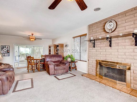 5th image of 101 E Country Club Dr