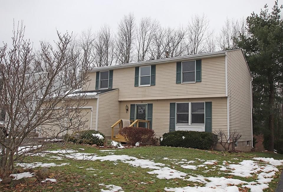 1st image of 50 Close Hollow Dr