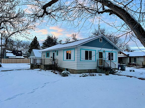 Winter evening from the corner of Spaulding and Gourley