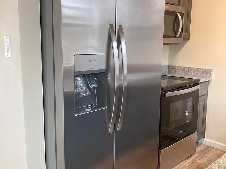 61 Sands Ave #10 — Photo 16