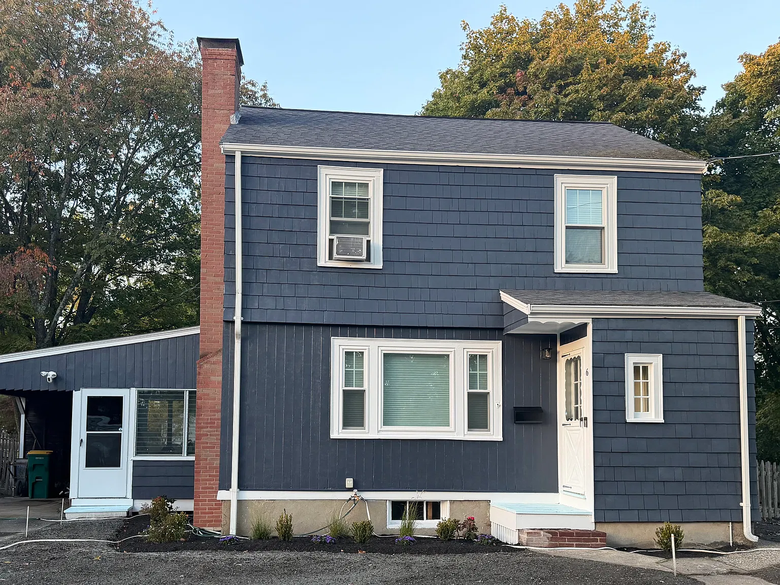 3 bed, 1.5 bath, 1344 sqft, $1,200 — Photo 1